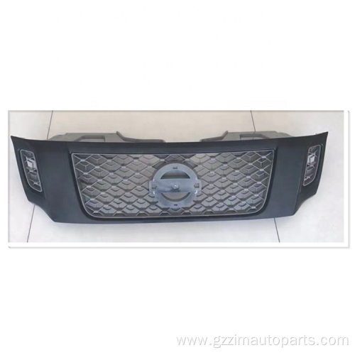 NP300 2016 Black Front Middle Grille